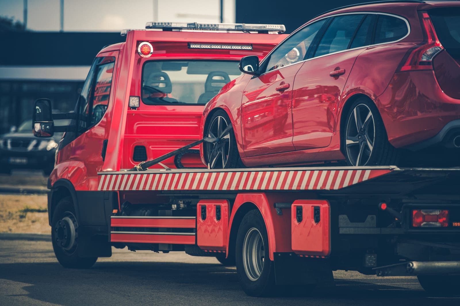 Dépannage auto et remorquage 24h/24 et 7j/7, partout en France