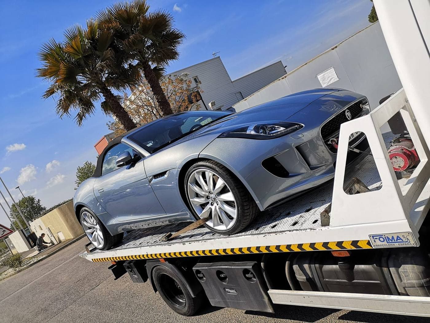 Dépannage auto à Tours (37000)