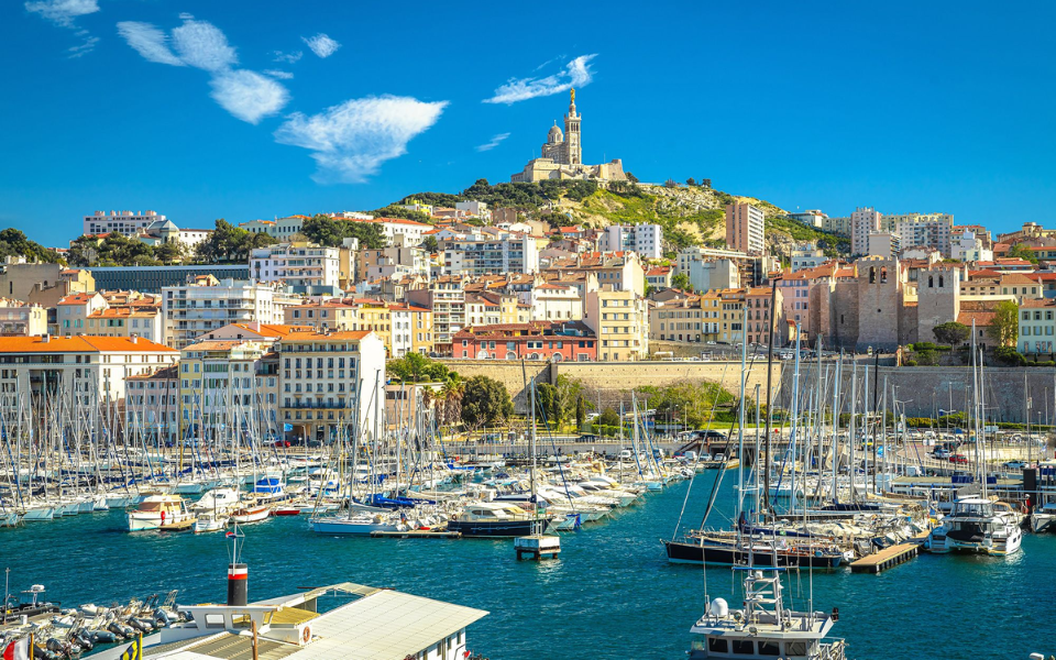 remorquage voiture pas cher à Marseille (13000)